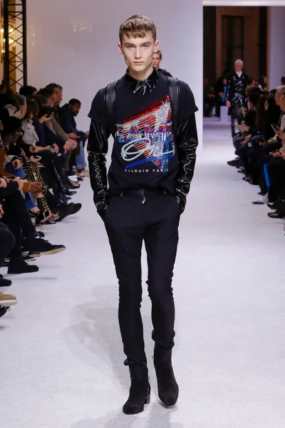 Look 47